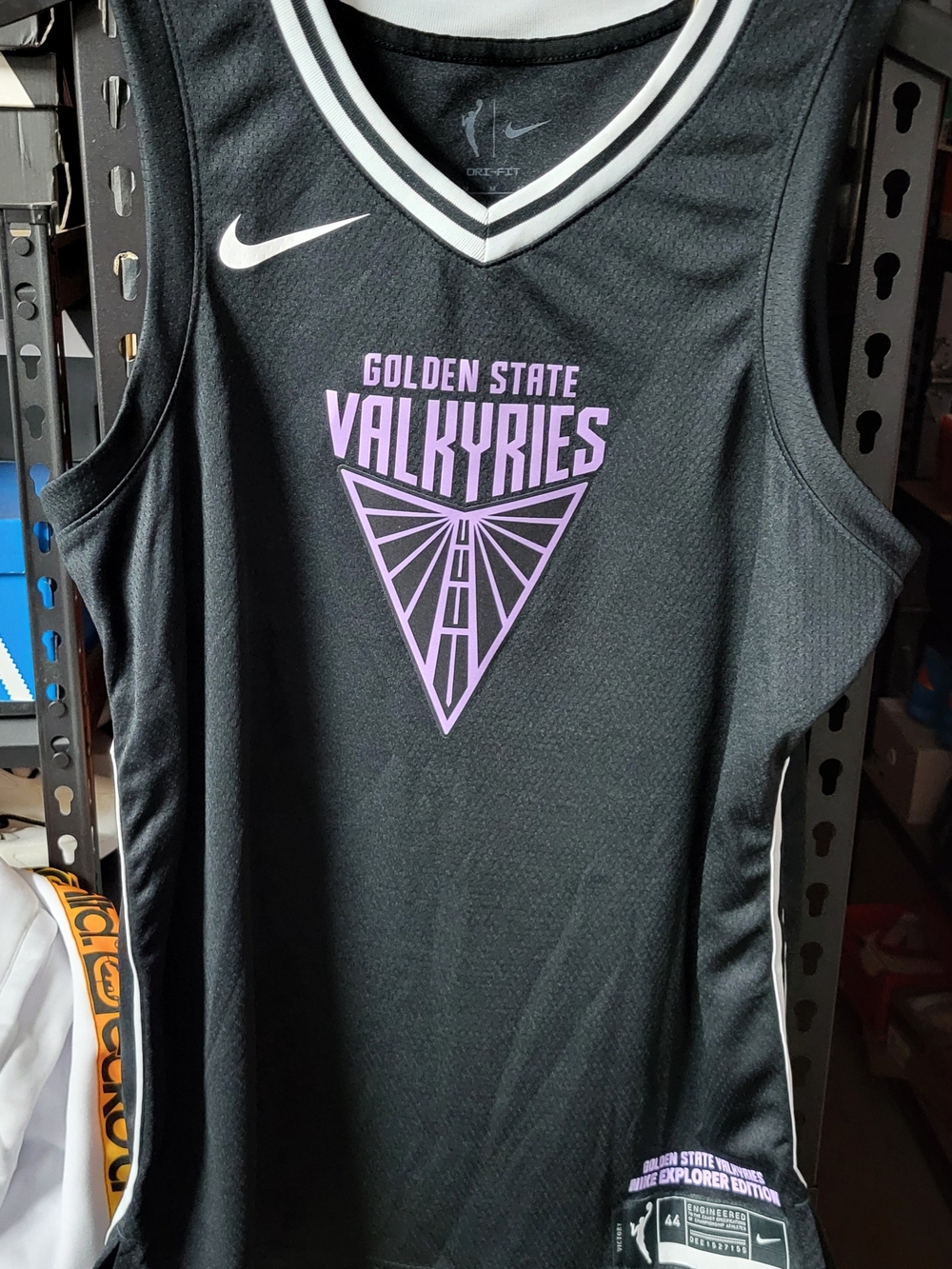 *NEW*Nike Golden State Valkyries Explorer Edition Dri-Fit Jersey Size 44/Medium